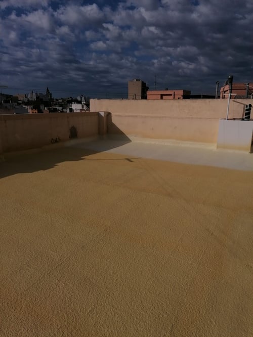 Case Study: Poliuretan Spray S-403 HFO. Integral Rehabilitation Urban building roof
