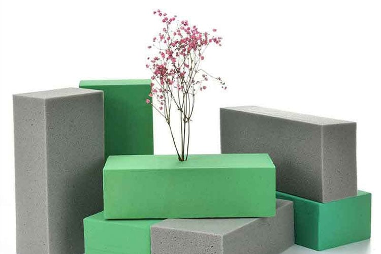 Rigid polyurethane foam for floral applications