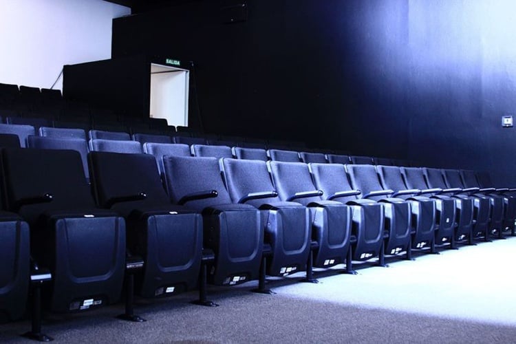 The comfort of polyurethane foam for cinema seats